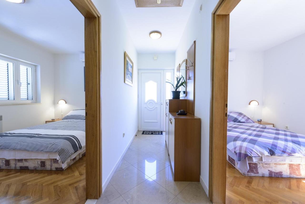 Apartment Tija Two Bedroom Apartment With Balcony And Partial Sea View دوبروفينك المظهر الخارجي الصورة